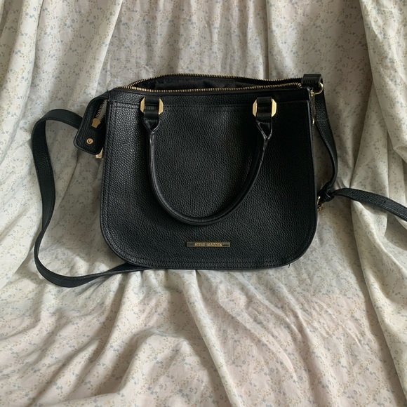 Steve Madden - Picture 2 of 3